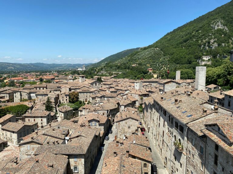 L’ÀUGURE, nasce una nuova voce per Gubbio e il territorio
